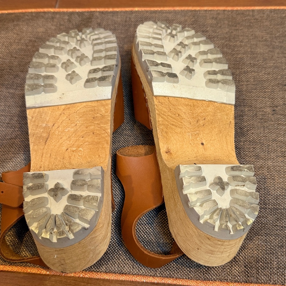 MIA Genua Leather Clogs Tan Brown Women Size 39 Y2K Strap Clogs - Picture 9 of 10